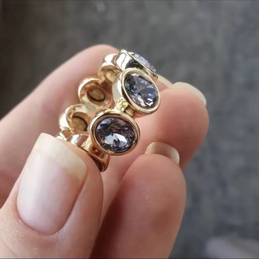 Gorgeous grayish blue oval cut swarovski elements 14kt gold plated size 9 ring - Picture 4 of 13